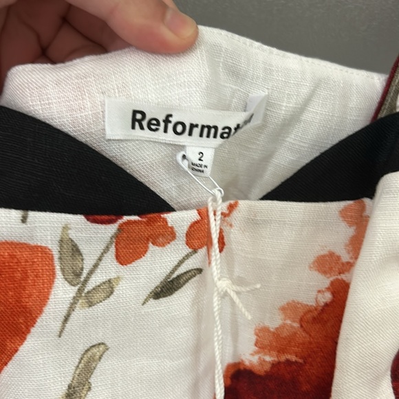 Reformation Bekki Linen Dress - Picture 8 of 16